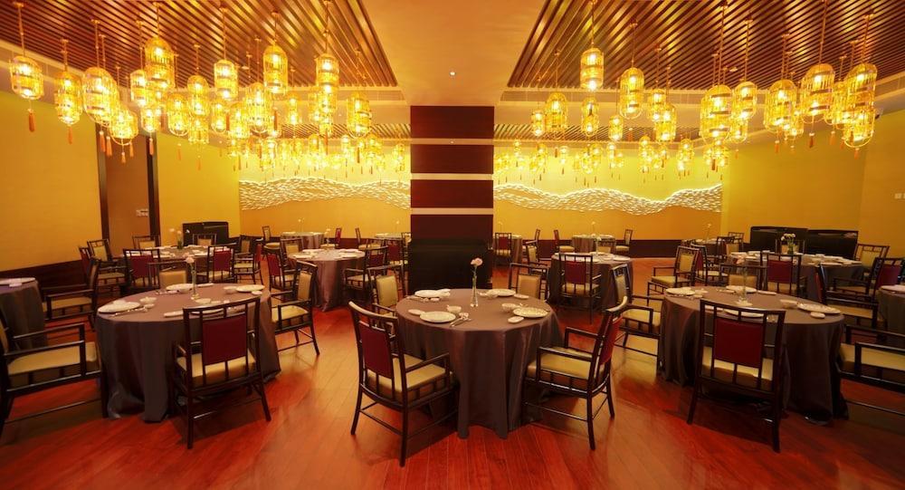 Si Chuan Jin Jiang Hotel Чънду Екстериор снимка