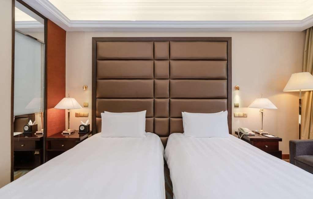 Si Chuan Jin Jiang Hotel Чънду Стая снимка