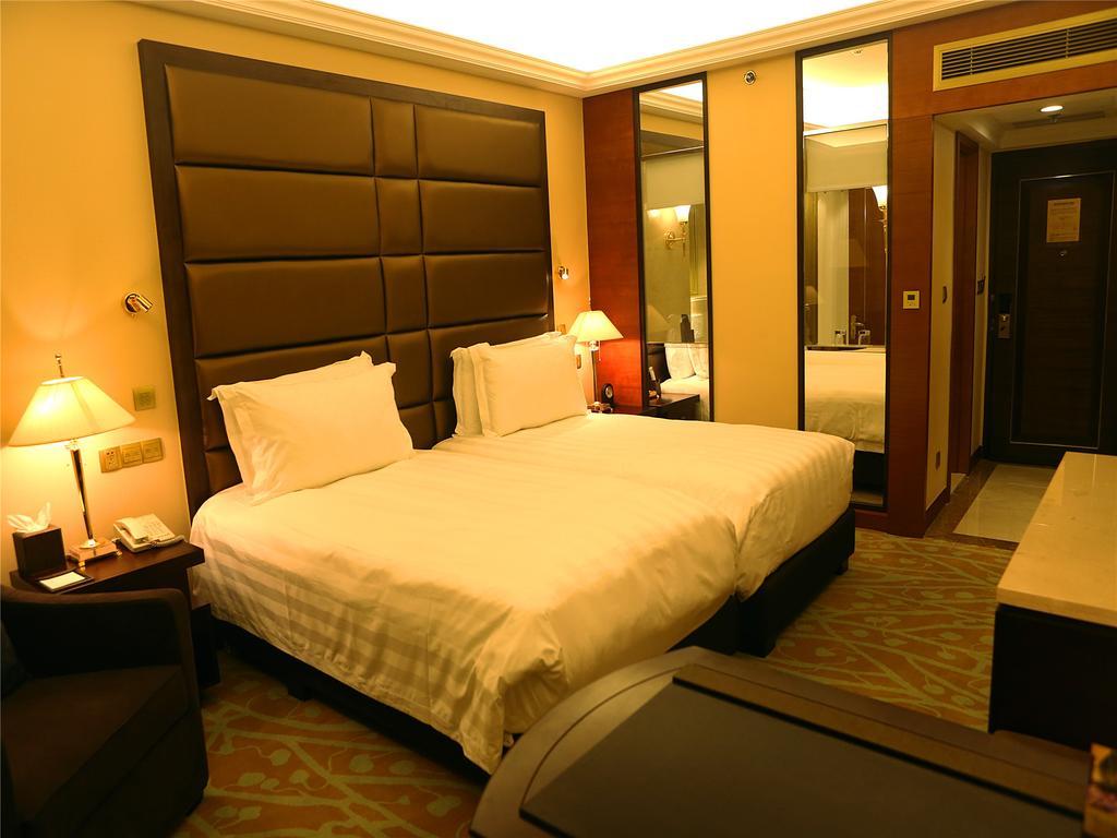 Si Chuan Jin Jiang Hotel Чънду Екстериор снимка
